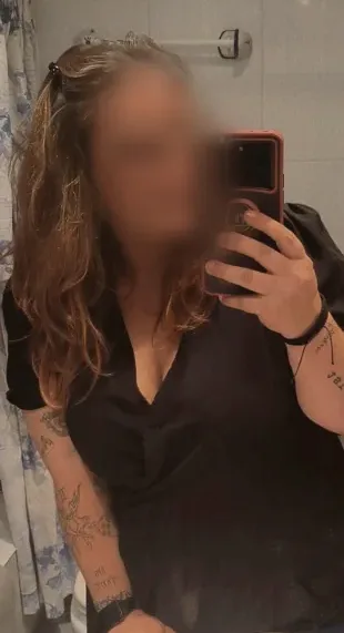 Bethan, 35