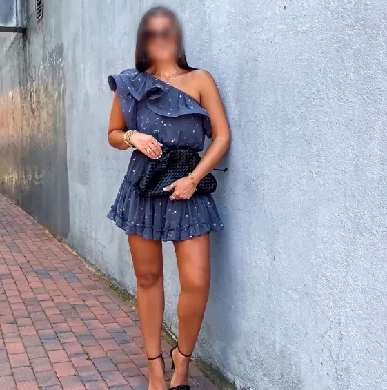 Hayley, 40