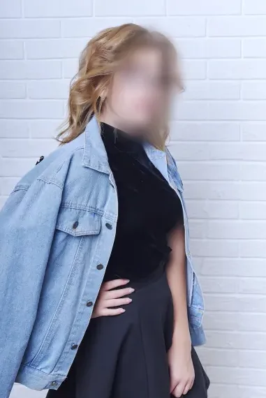 Michelle, 26