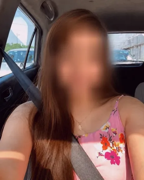 Naomi, 35